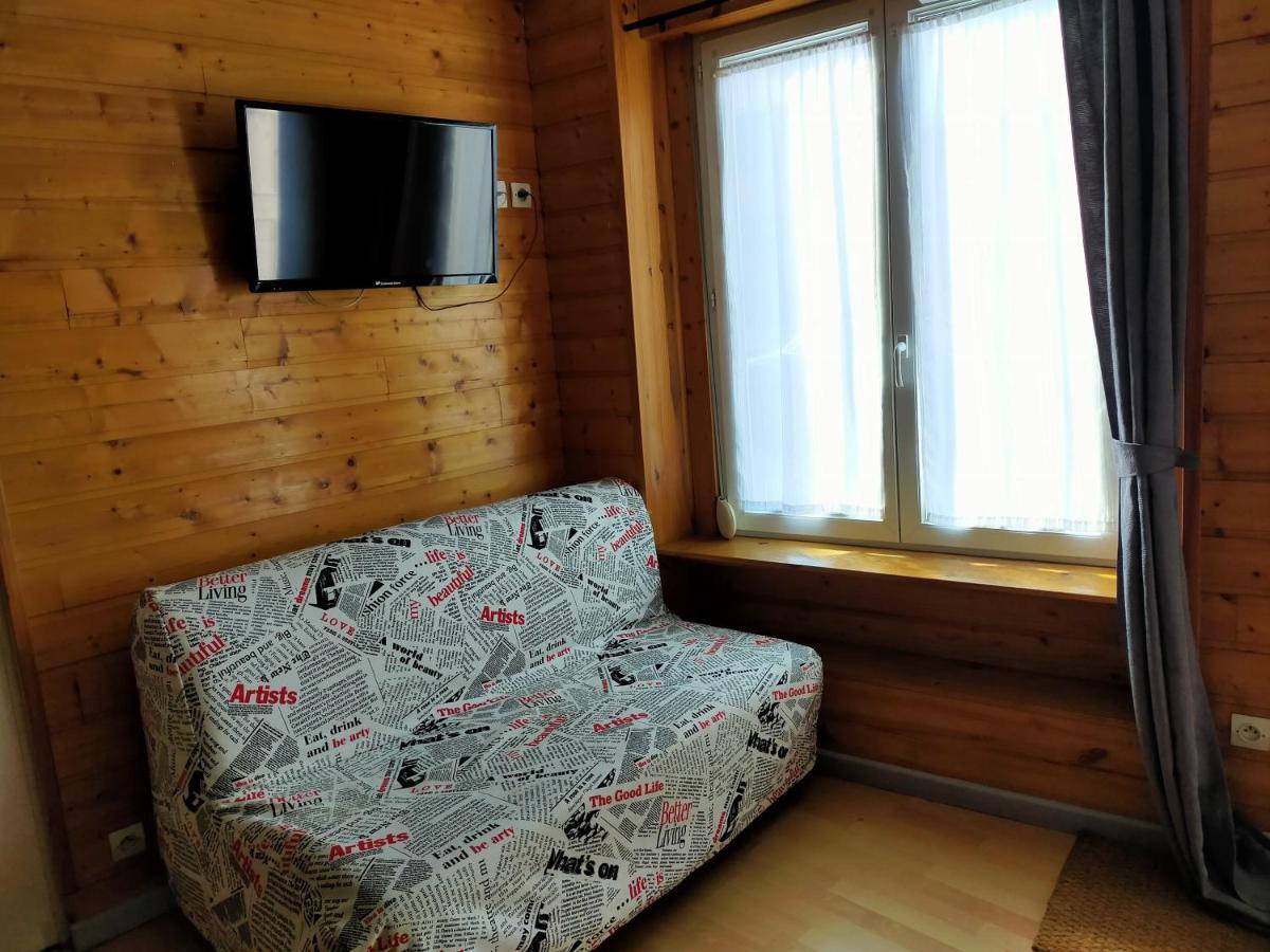 Agreable Appartement De 48 M² En Rdc La Bourboule Luaran gambar