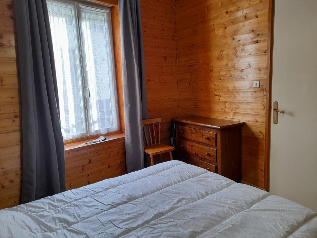 Agreable Appartement De 48 M² En Rdc La Bourboule Luaran gambar